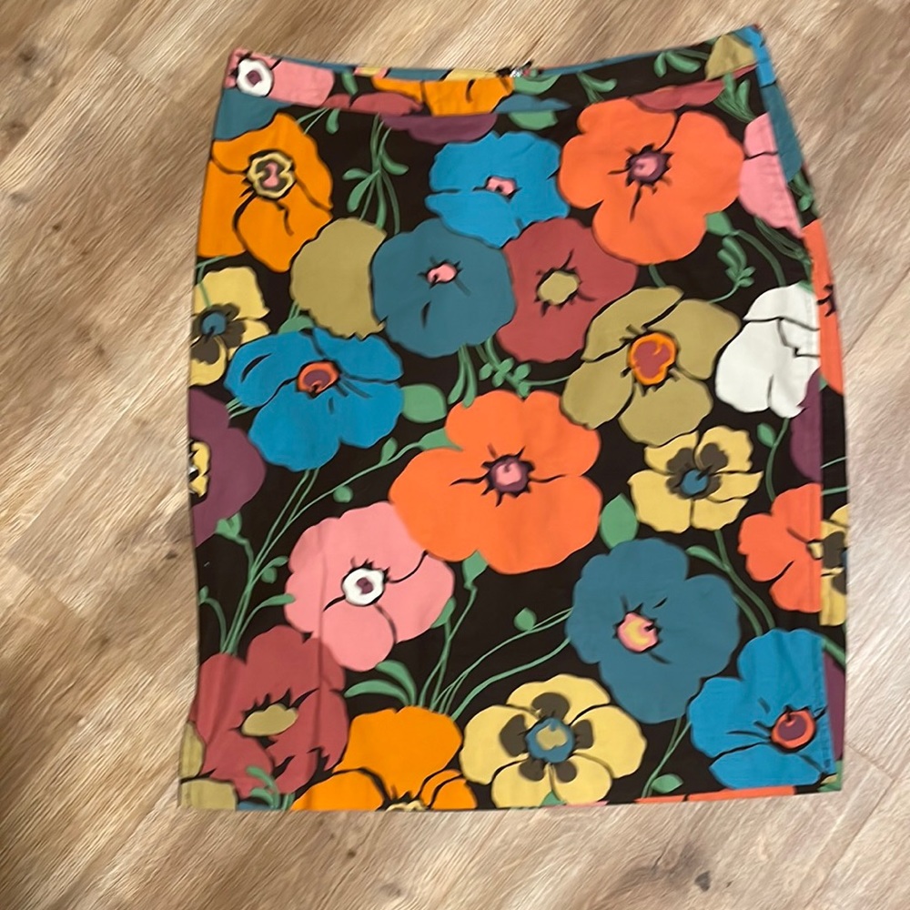 Floral pencil skirt
